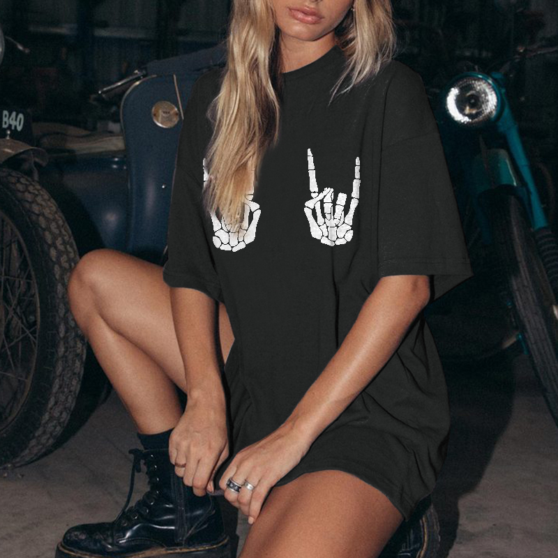 Cool Skull Hand Posture Print T-shirt