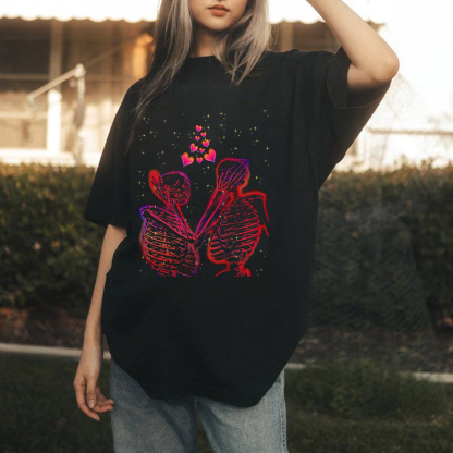 Skull Couple With Pink Bubbles T-shirt