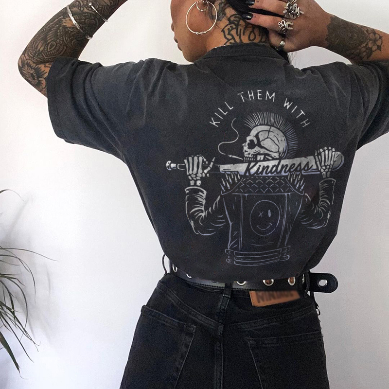 Baseball bat skull print t-shirt