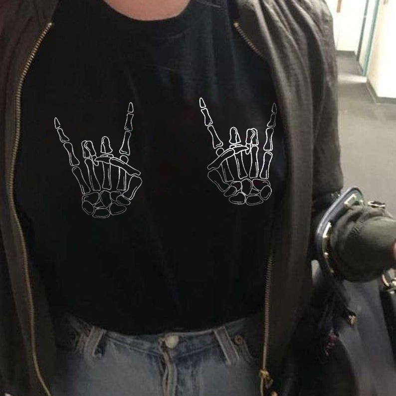 Cool Skull Hand Posture T-shirt