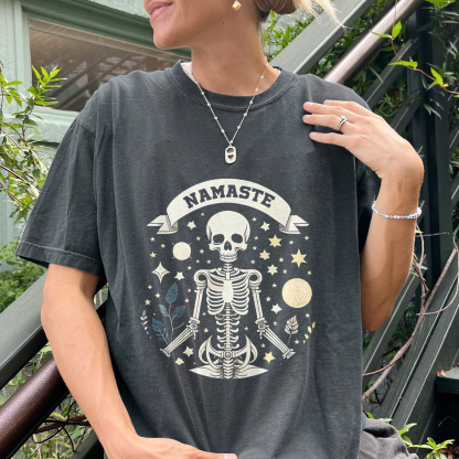 Namaste Skull Print T-shirt
