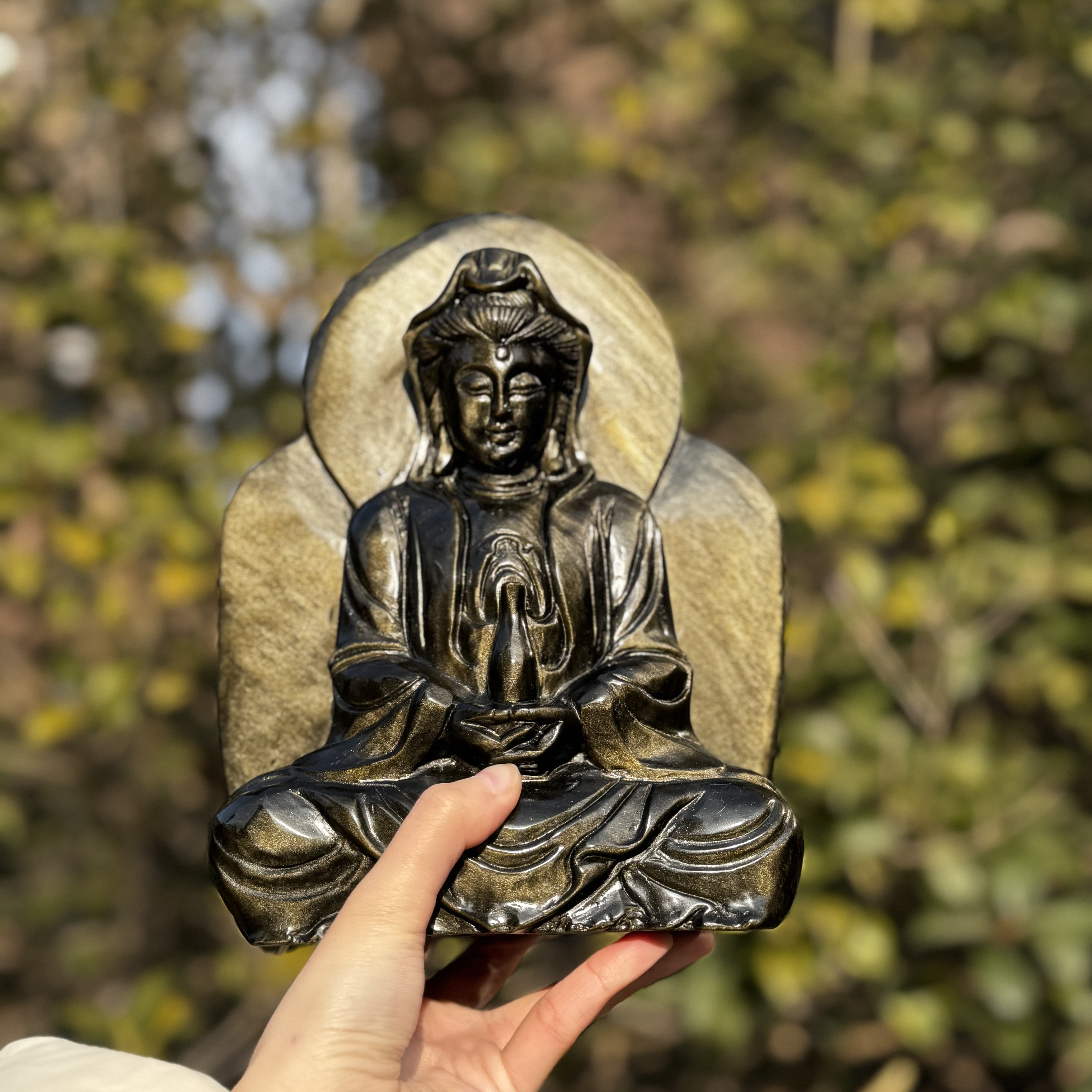 Golden Obsidian Buddhism Carving