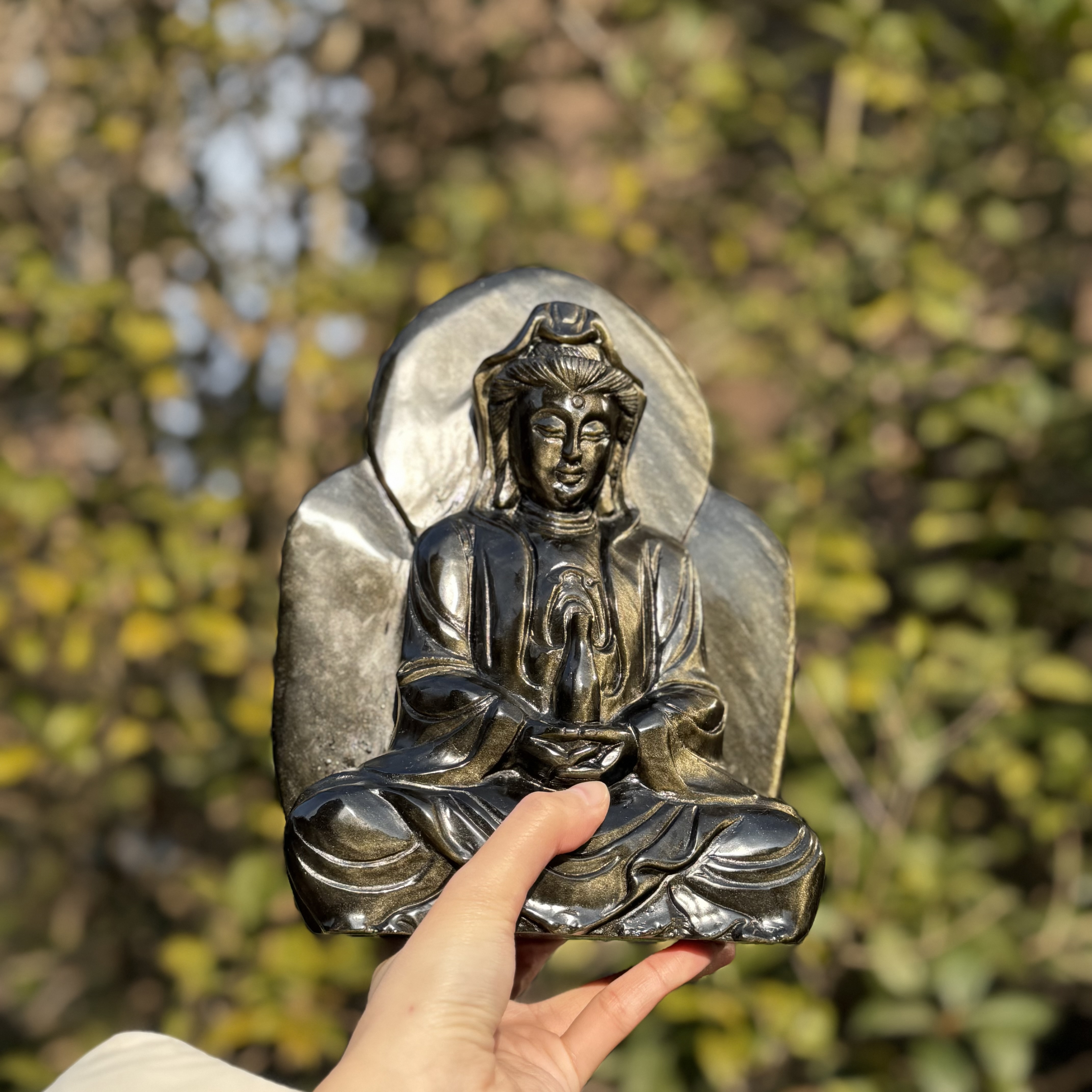 Golden Obsidian Buddhism Carving
