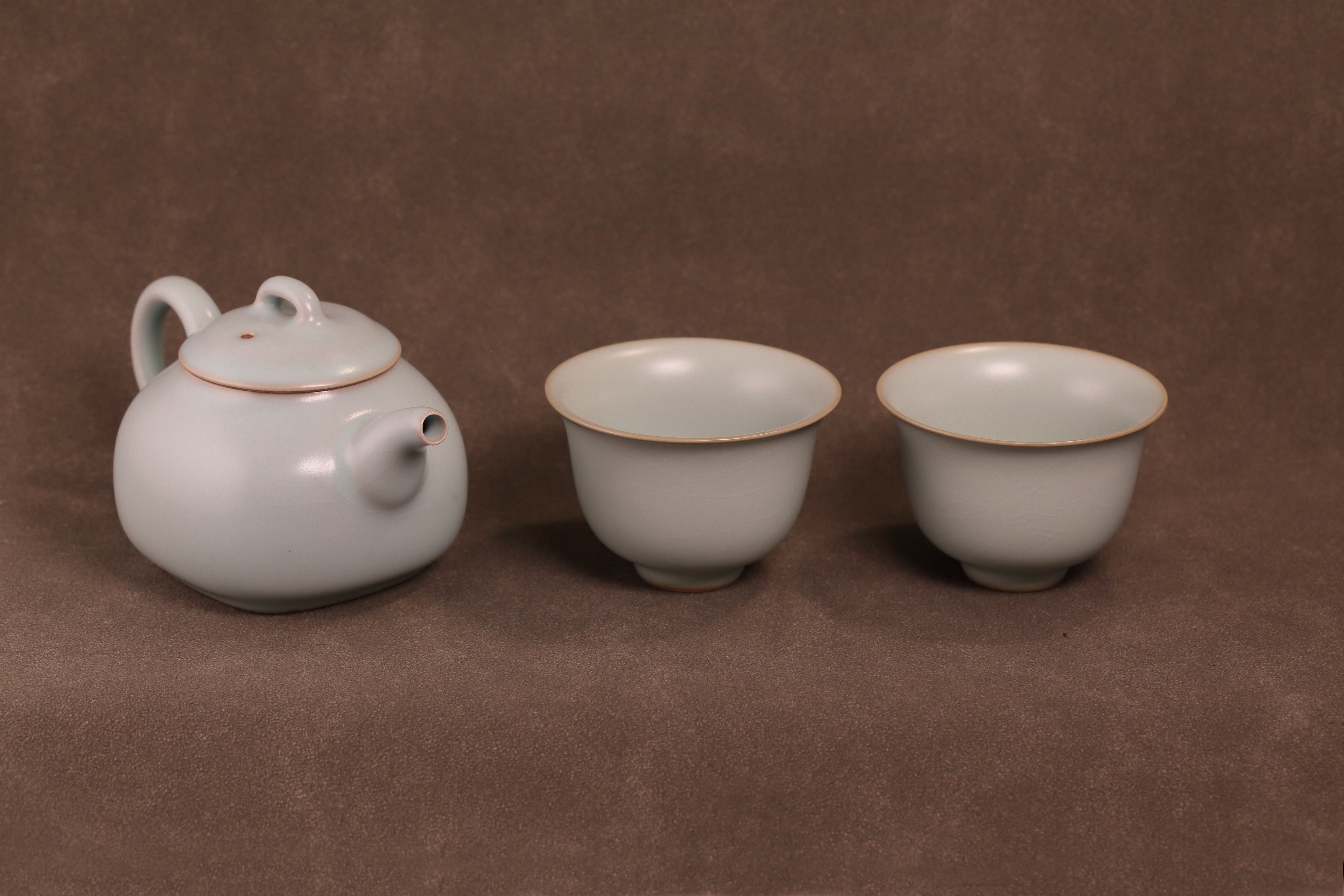 汝窑·天青系列｜天圆地方壶（190ml）限量预售