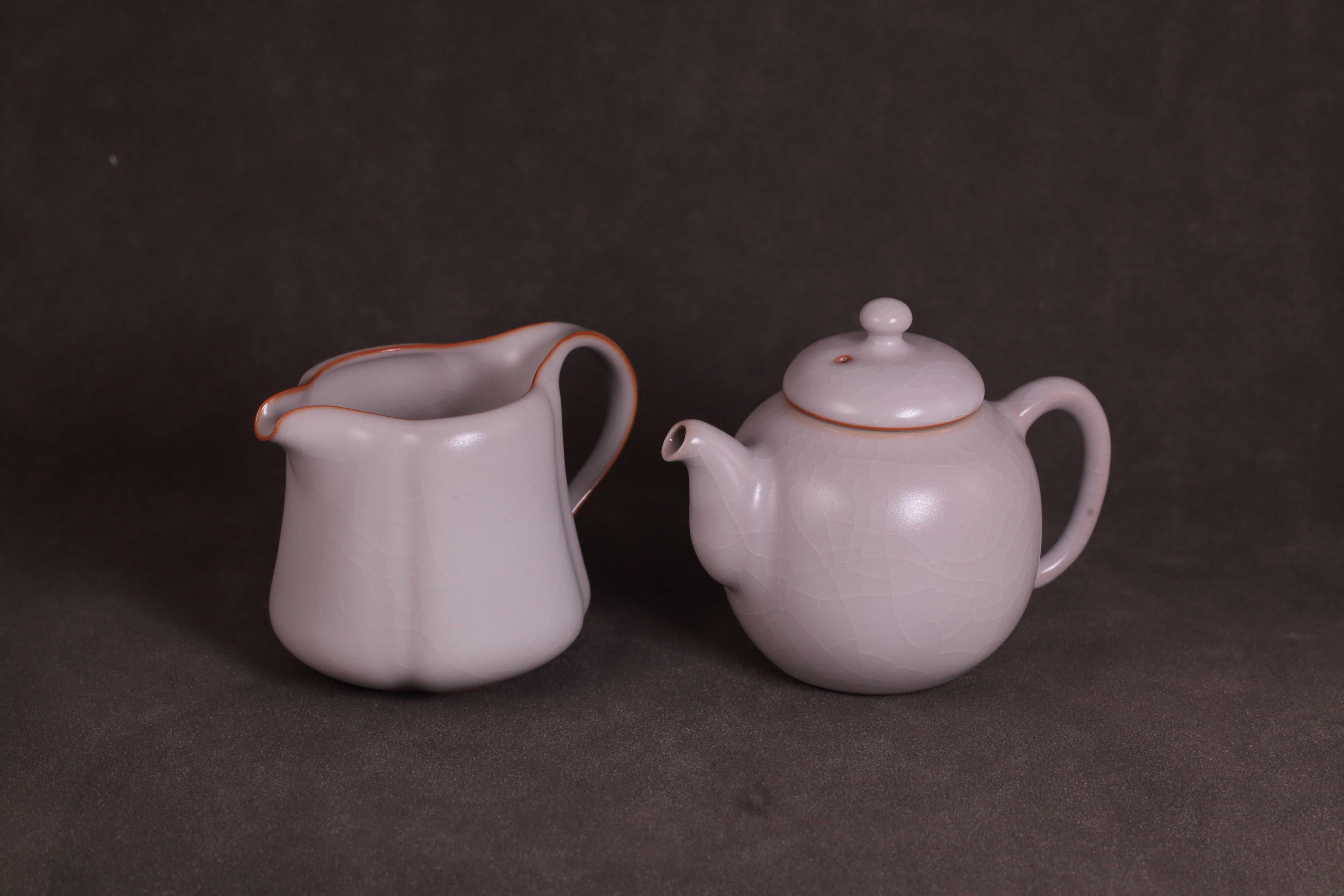 🍃 汝窑·月白系列｜瓜棱公道杯