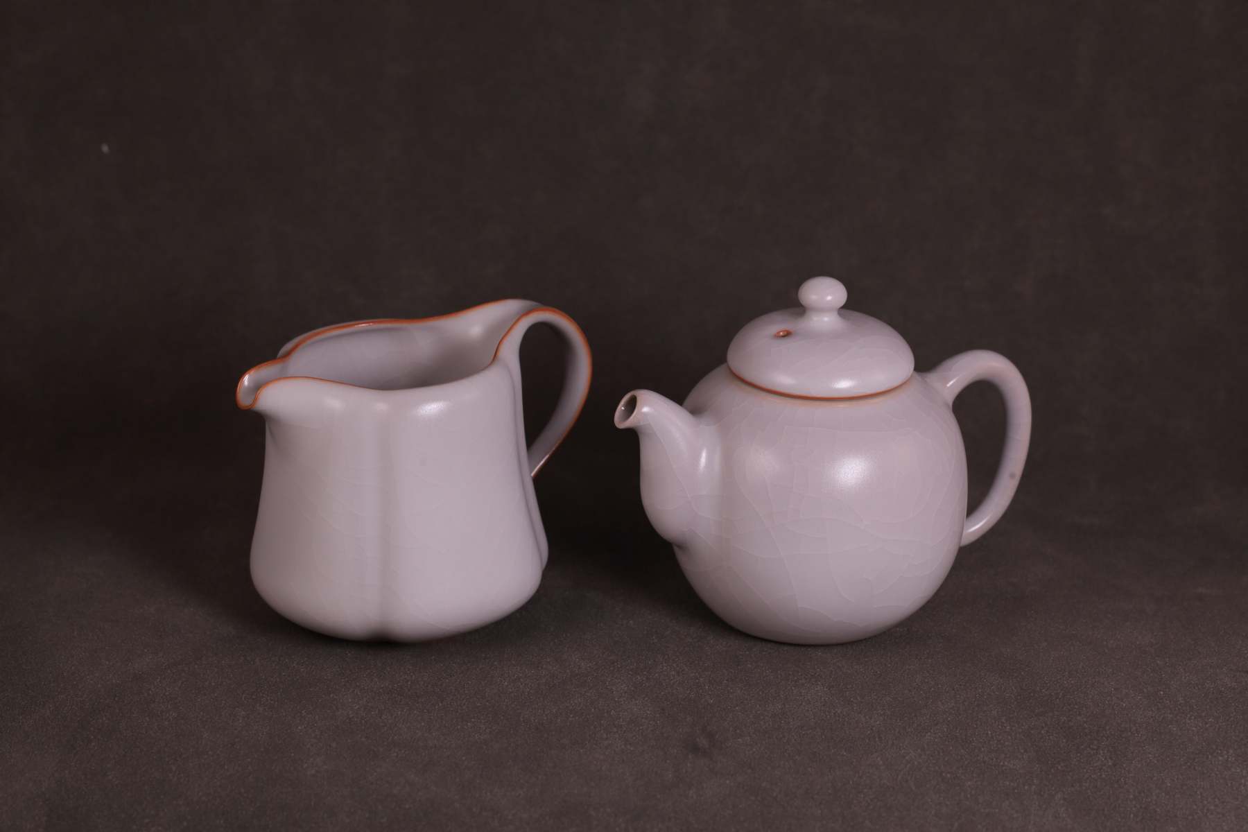 🍃 汝窑·月白系列｜瓜棱公道杯