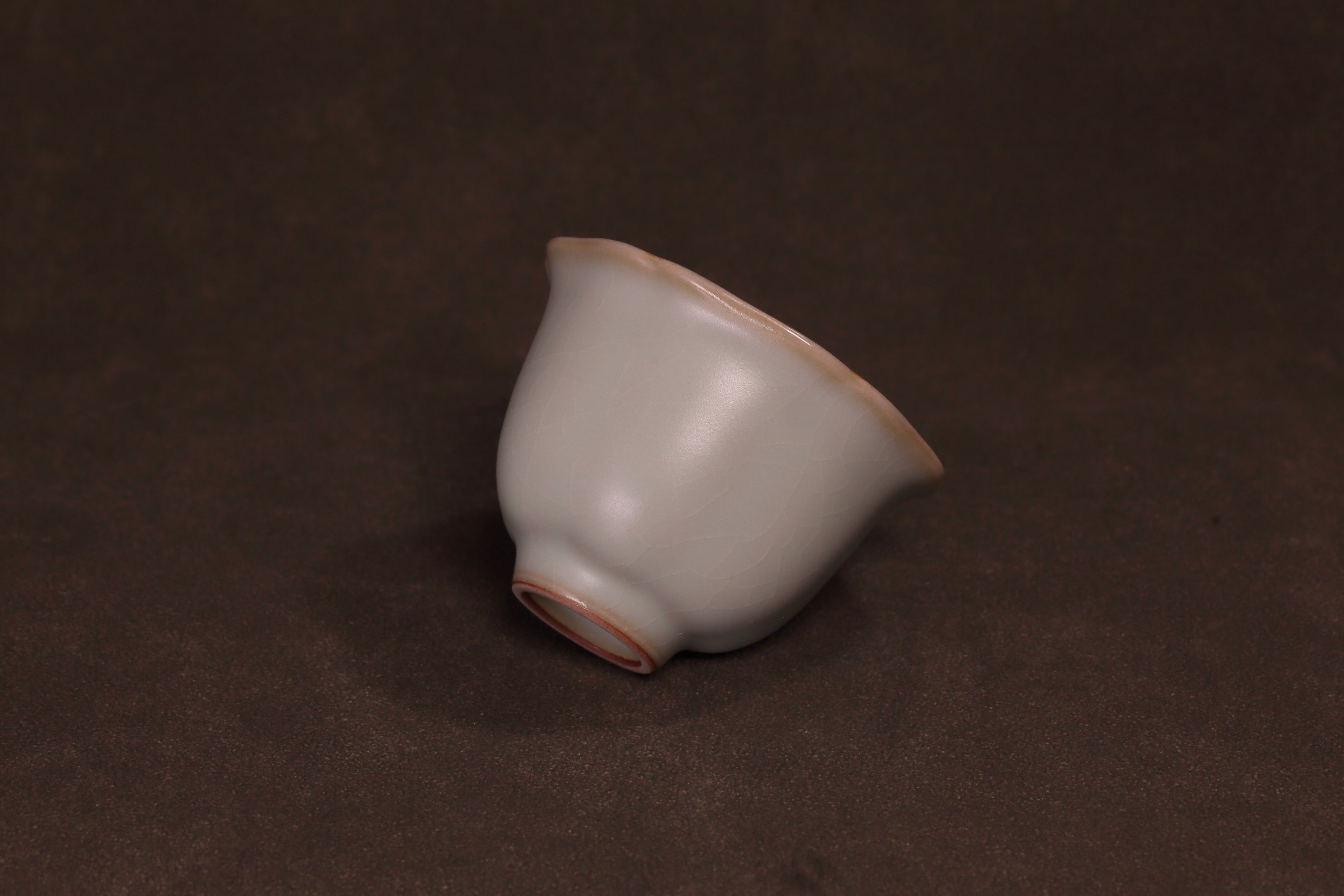 汝窑·天青系列｜葵口杯·对杯（约60ml）限量预售