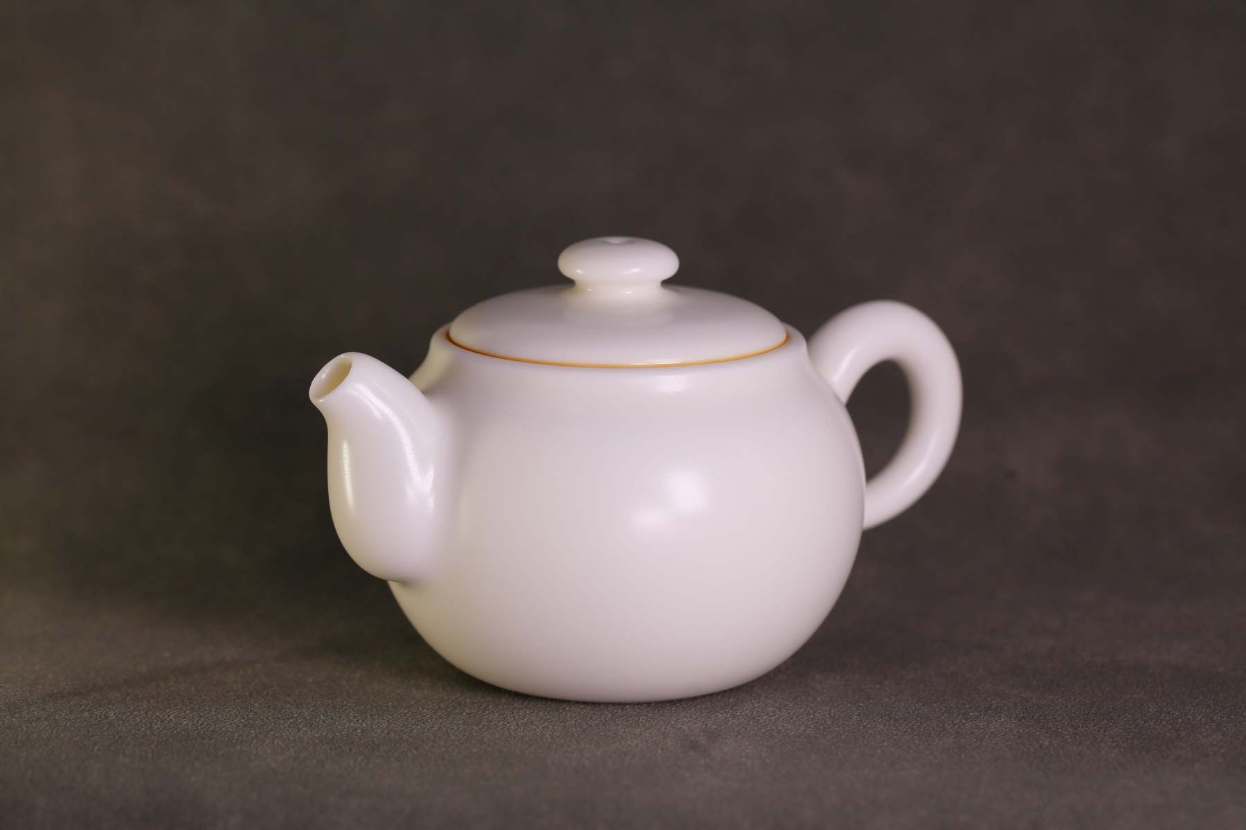 汝窑·玉白系列｜润玉壶