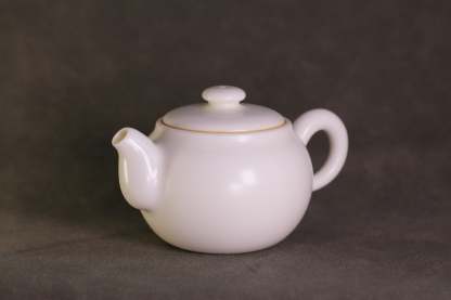 汝窑·玉白系列｜润玉壶