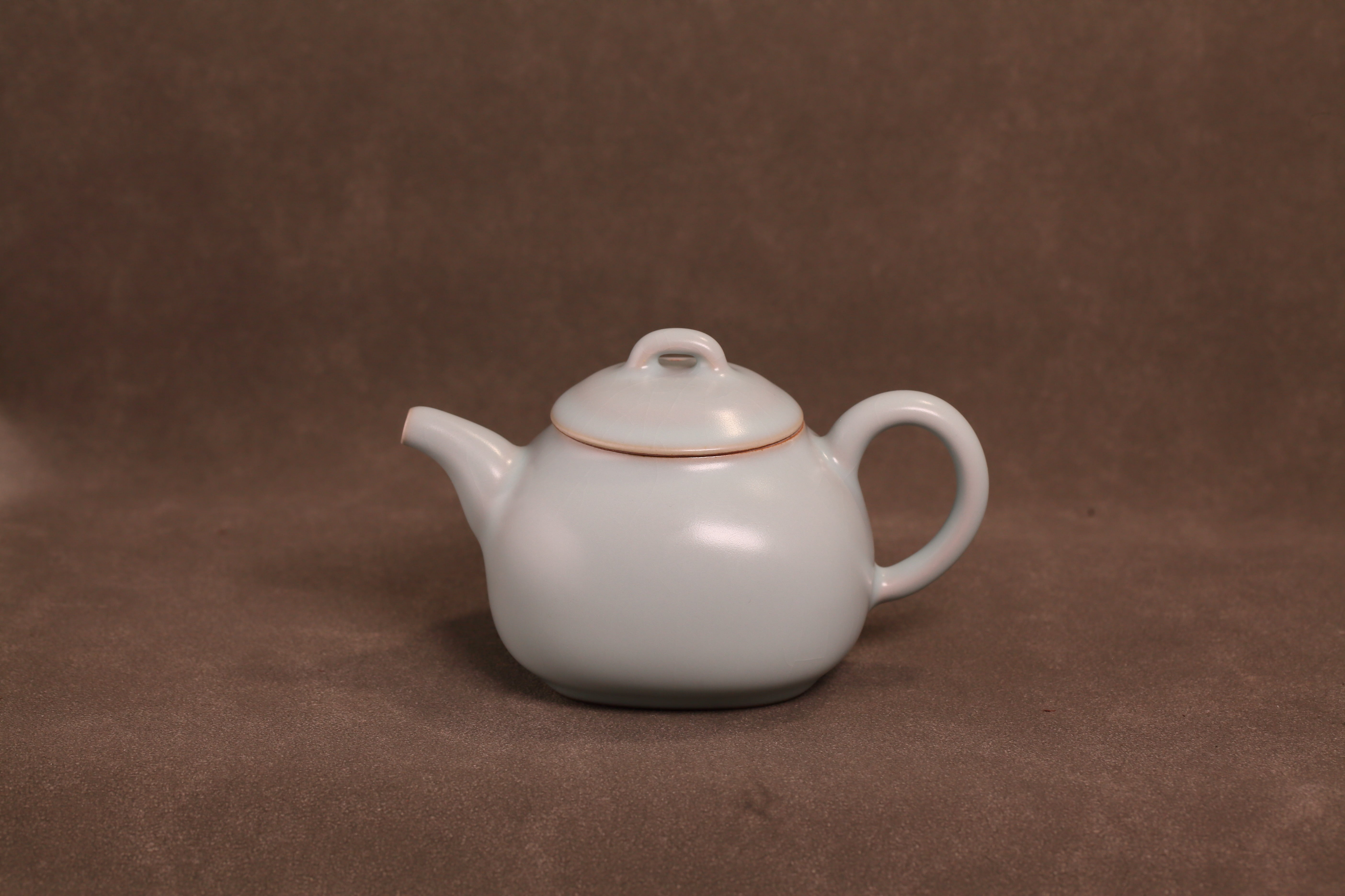 汝窑·天青系列｜天圆地方壶（190ml）限量预售