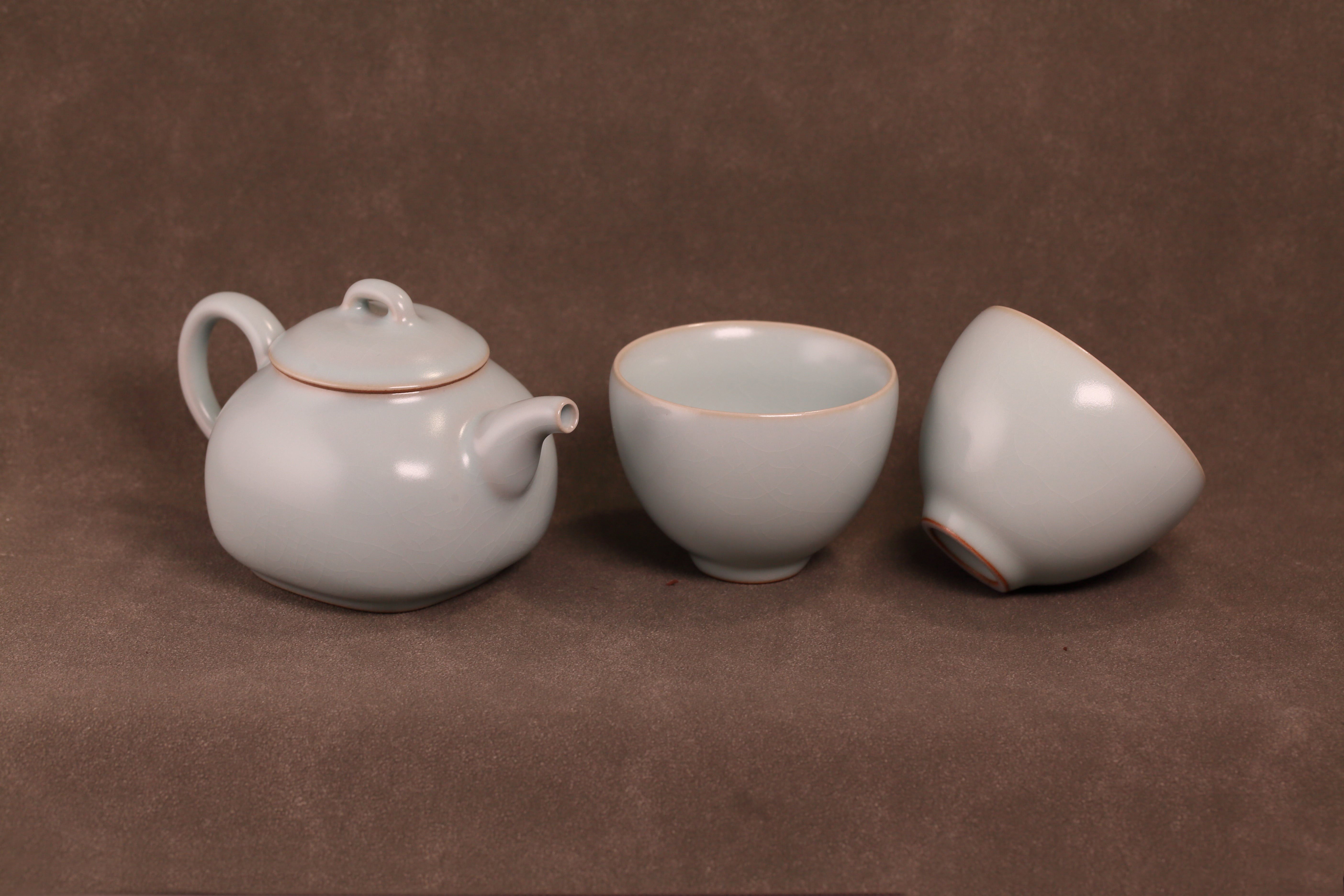 特价预售❤️汝窑 · 天青系列｜天圆地方壶 × 鸡心杯套组（一壶两杯）