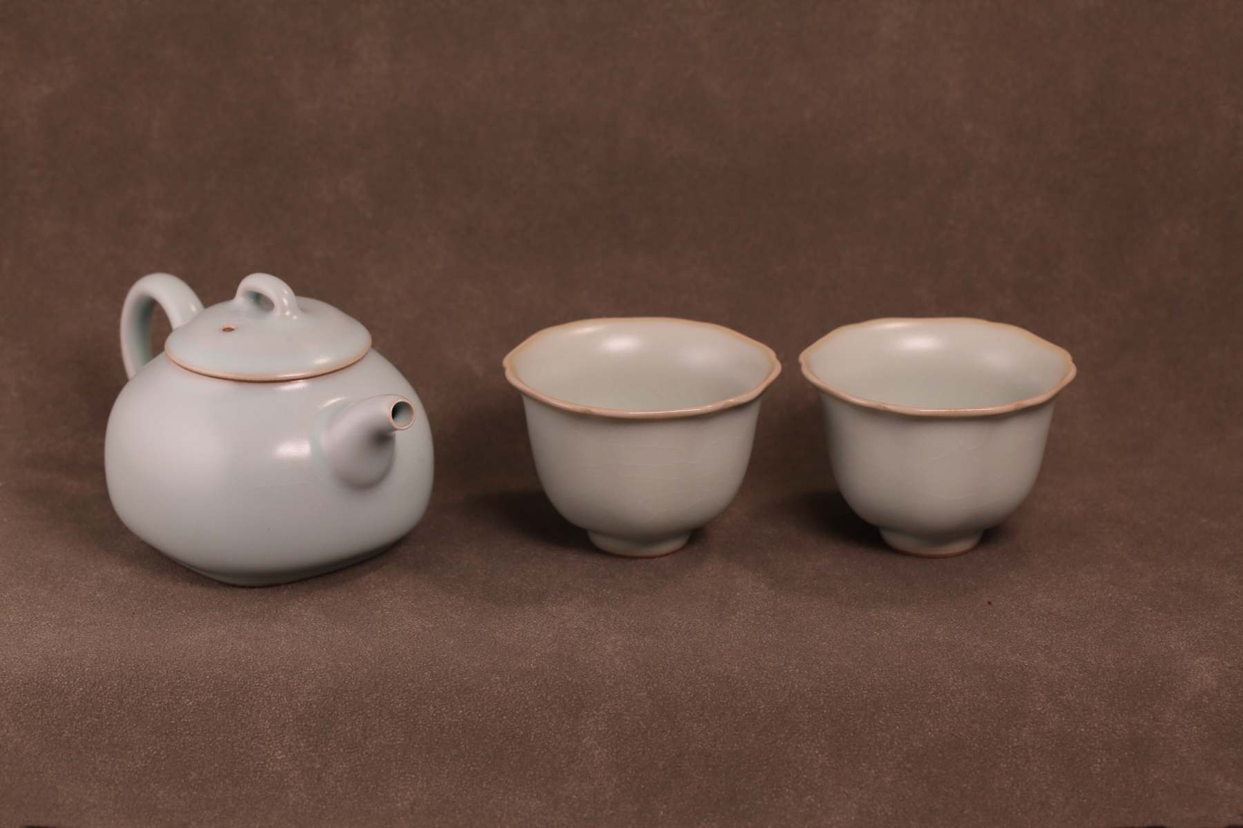 汝窑·天青系列｜天圆地方壶（190ml）限量预售