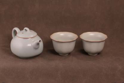 汝窑·天青系列｜天圆地方壶（190ml）限量预售