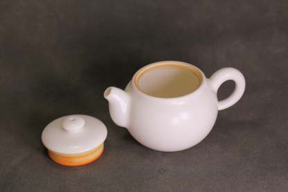 汝窑·玉白系列｜润玉壶