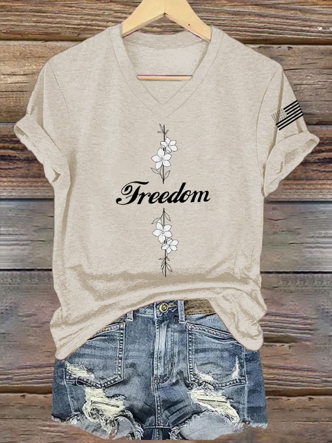 Women's Commemorative Print V Neck T-shirt-America250