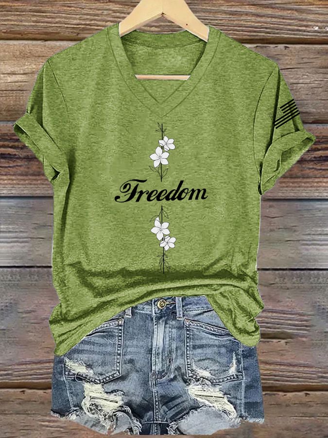 Women's Commemorative Print V Neck T-shirt-America250