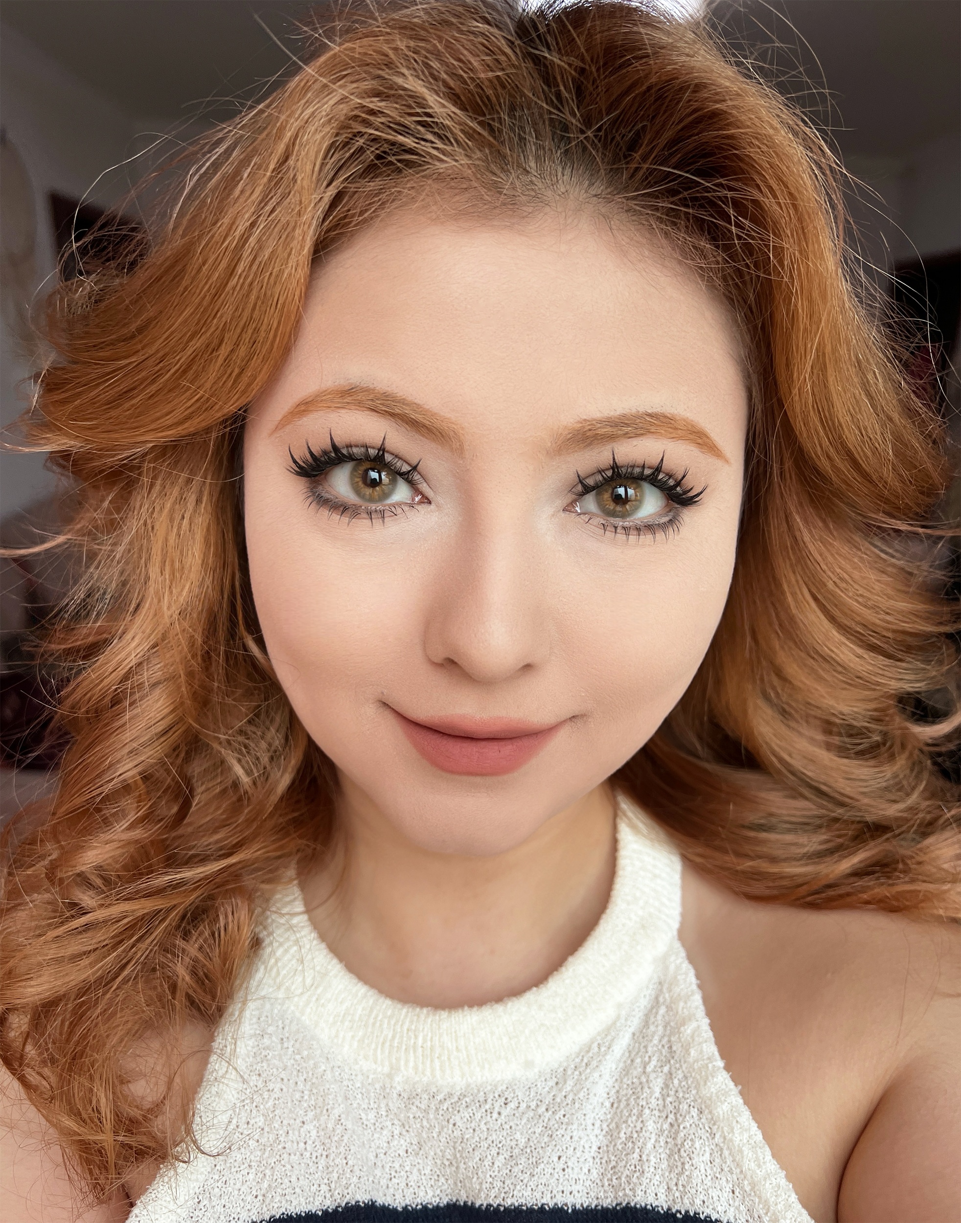 Uniieye Molly Gray Colored Contact Lenses | 1 Year