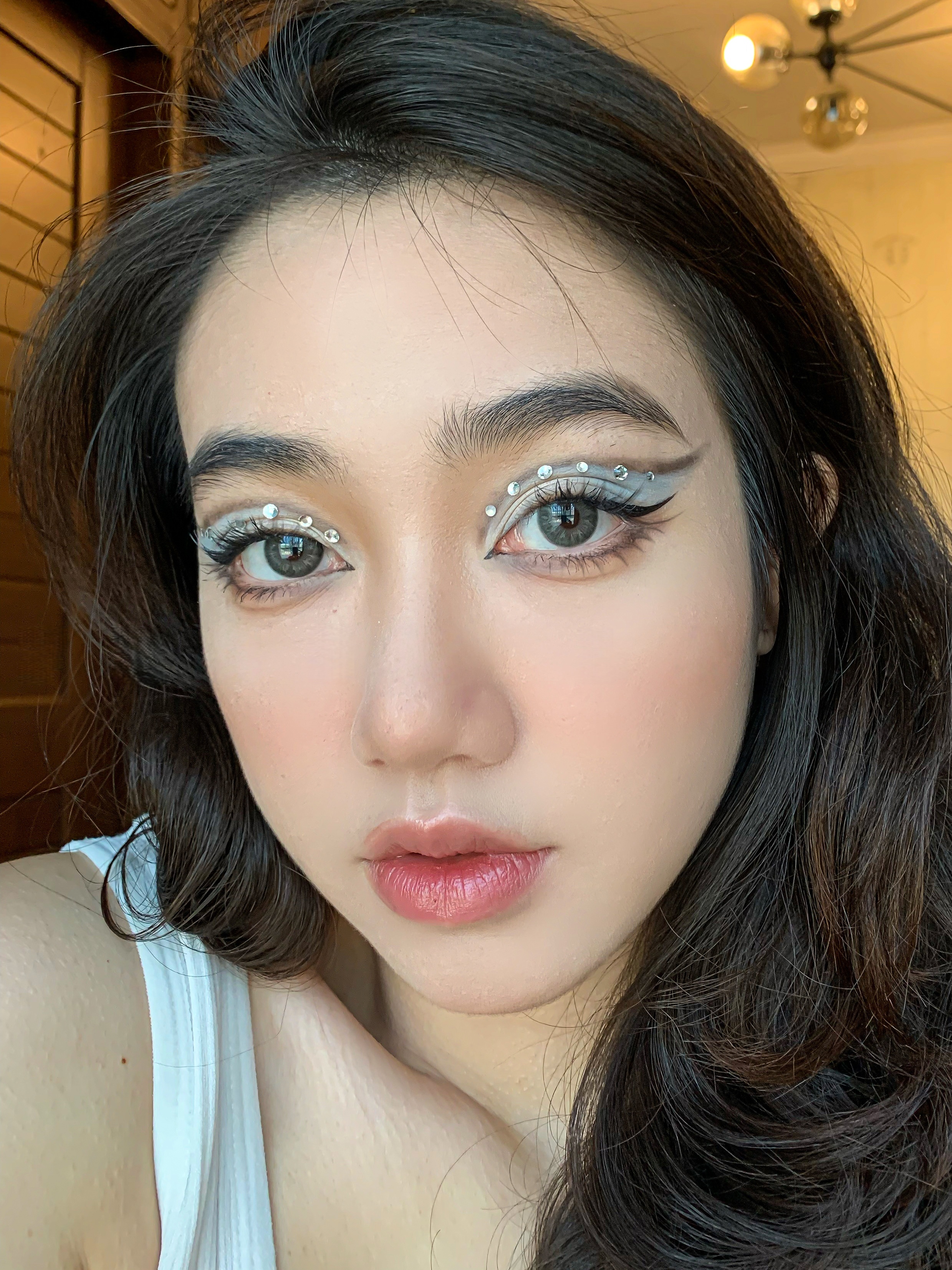 Uniieye lllusion Colored Contact Lenses | 1 Year