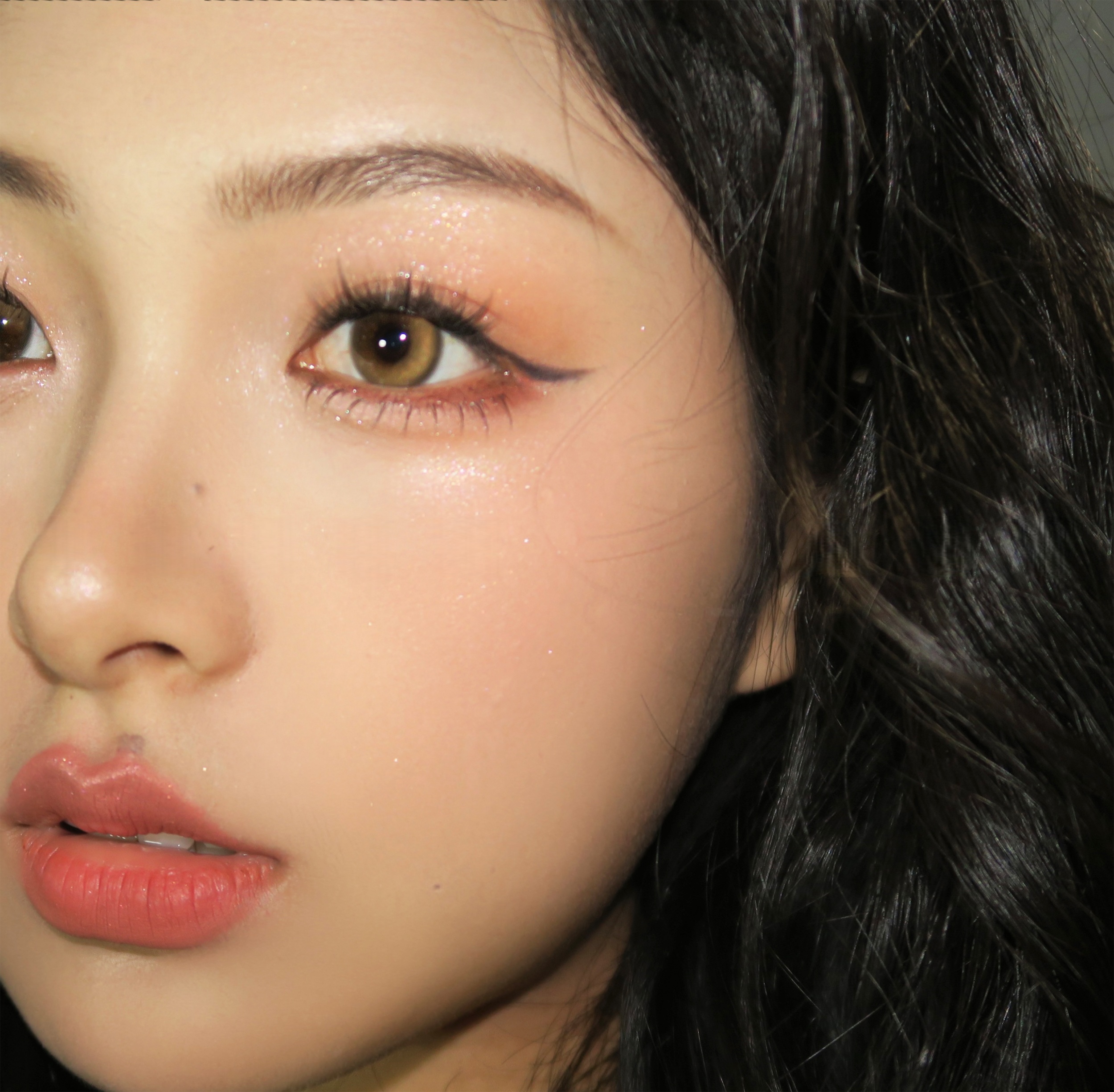 Uniieye Skylark Dream Colored Contact Lenses | 1 Year