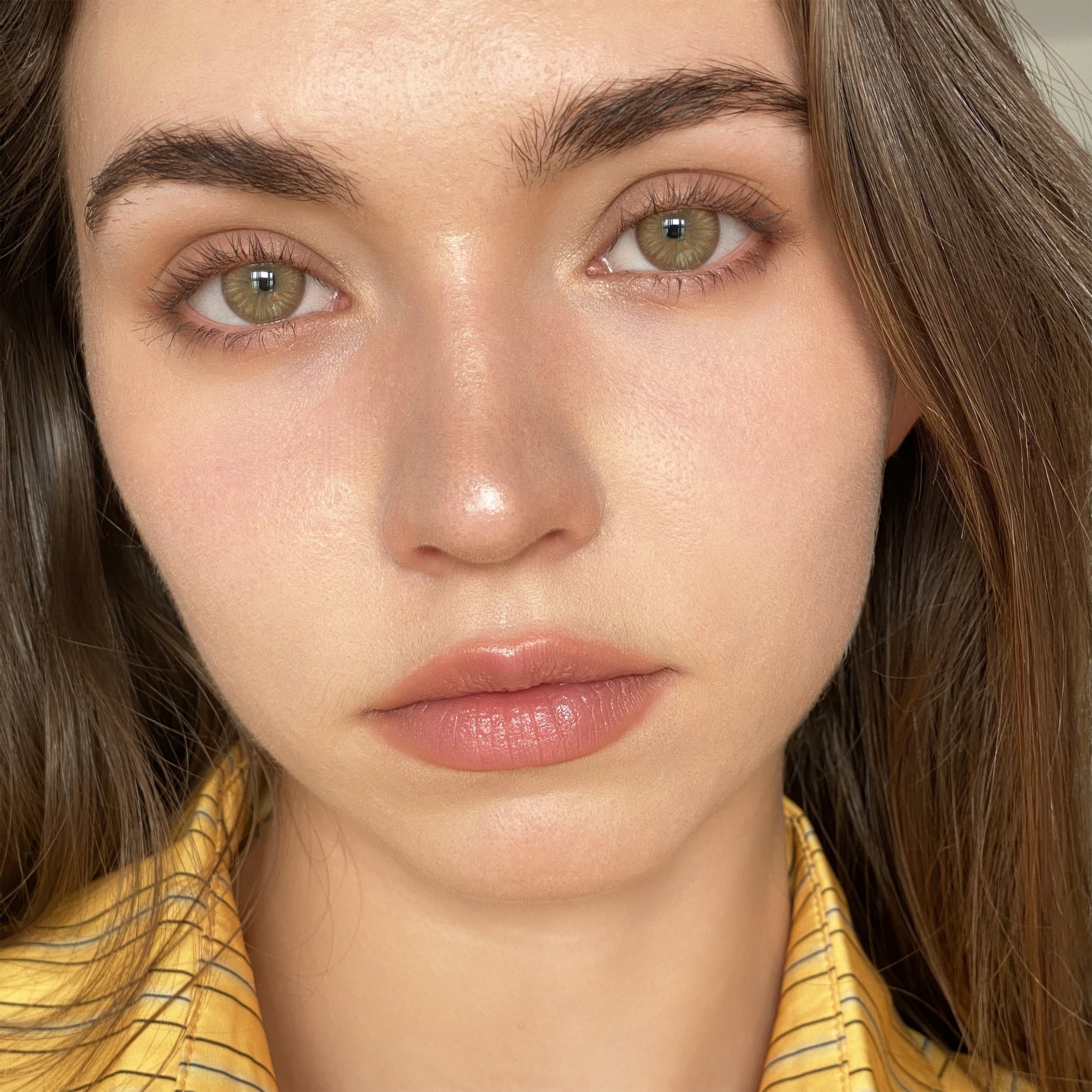 Uniieye Gorgeous Brown Colored Contact Lenses | 1 Year