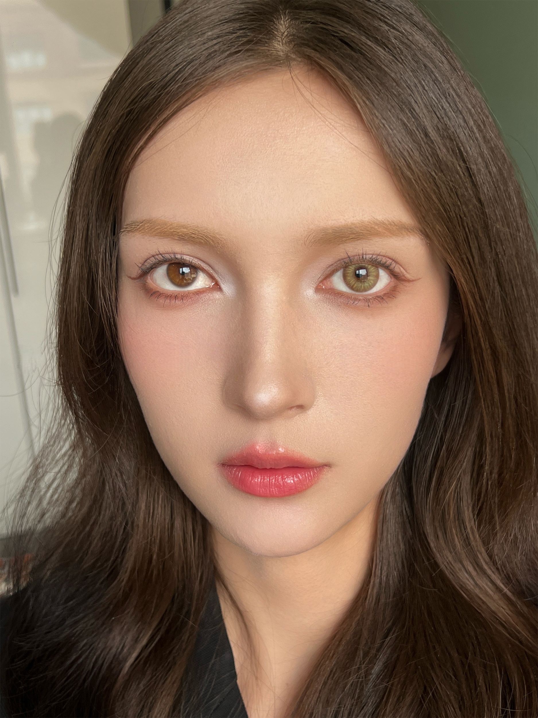 Uniieye Gorgeous Brown Colored Contact Lenses | 1 Year