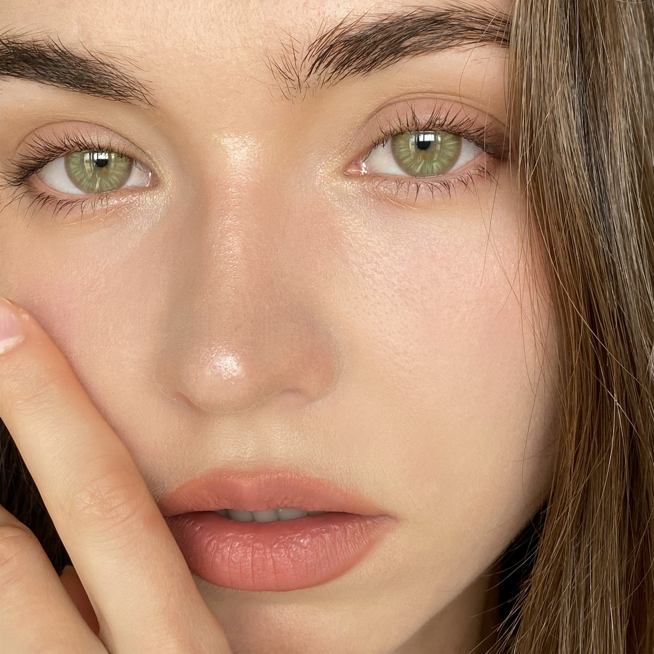 Uniieye Gorgeous Green Colored Contact Lenses | 1 Year