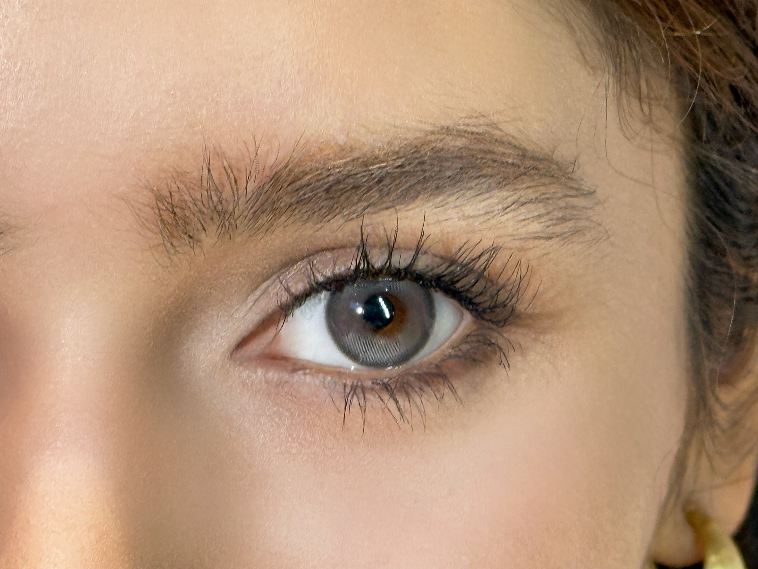 Uniieye Bejeweled Grey Colored Contact Lenses | 1 Year