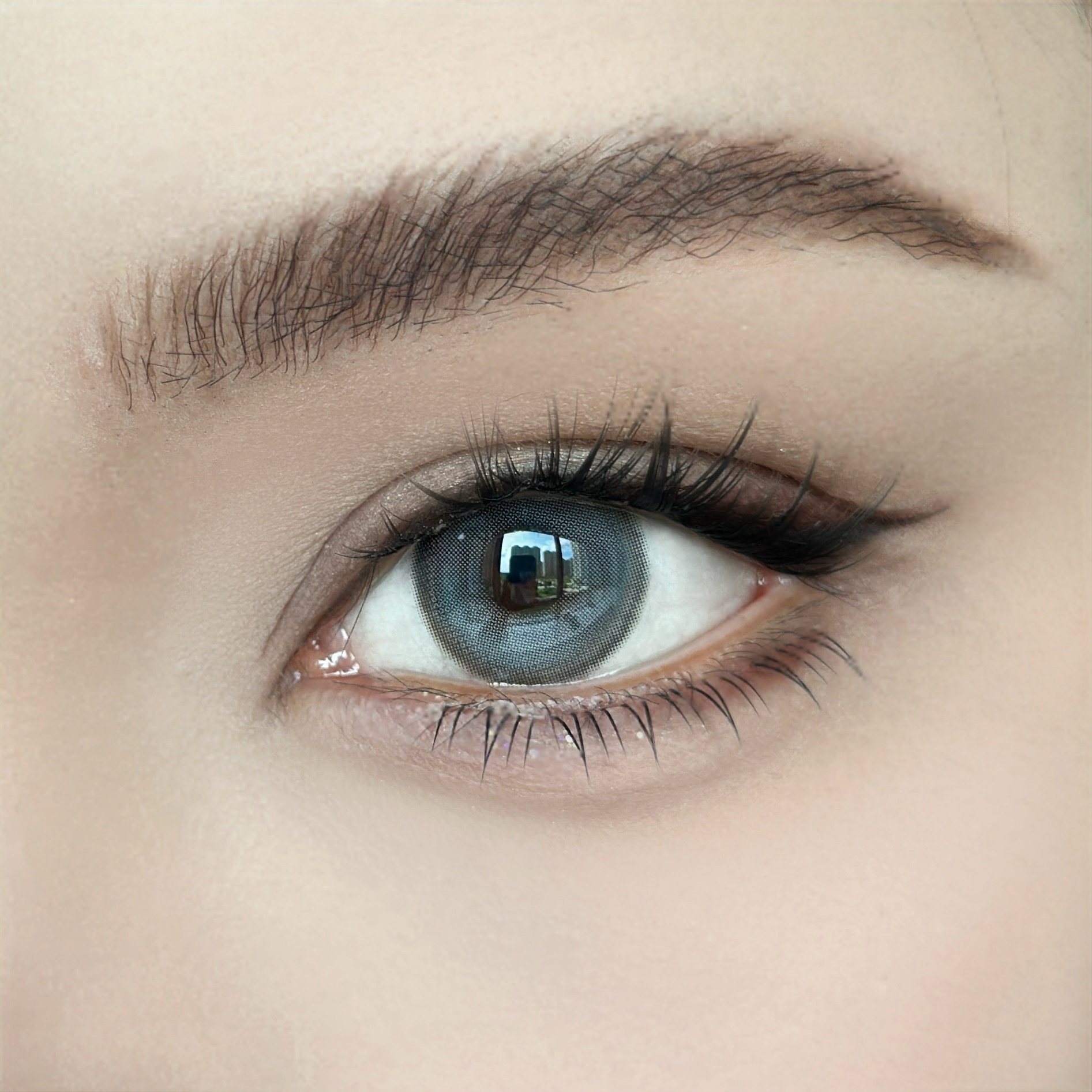 Uniieye Bejeweled Grey Colored Contact Lenses | 1 Year