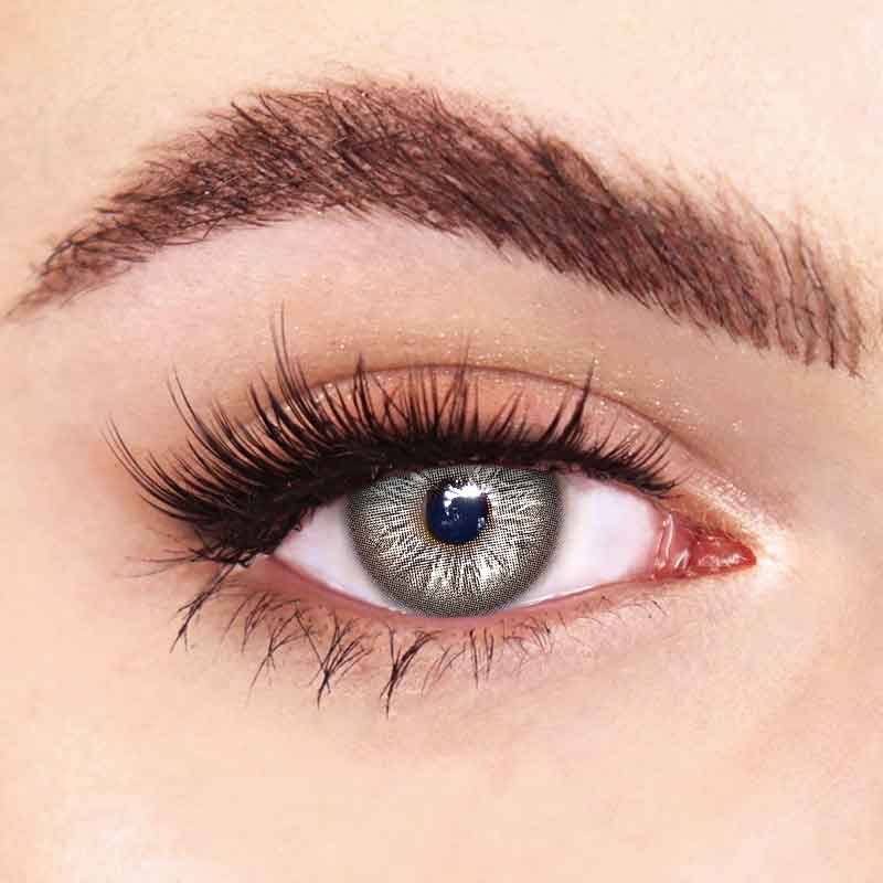 KOKOEYES I Heart Gray