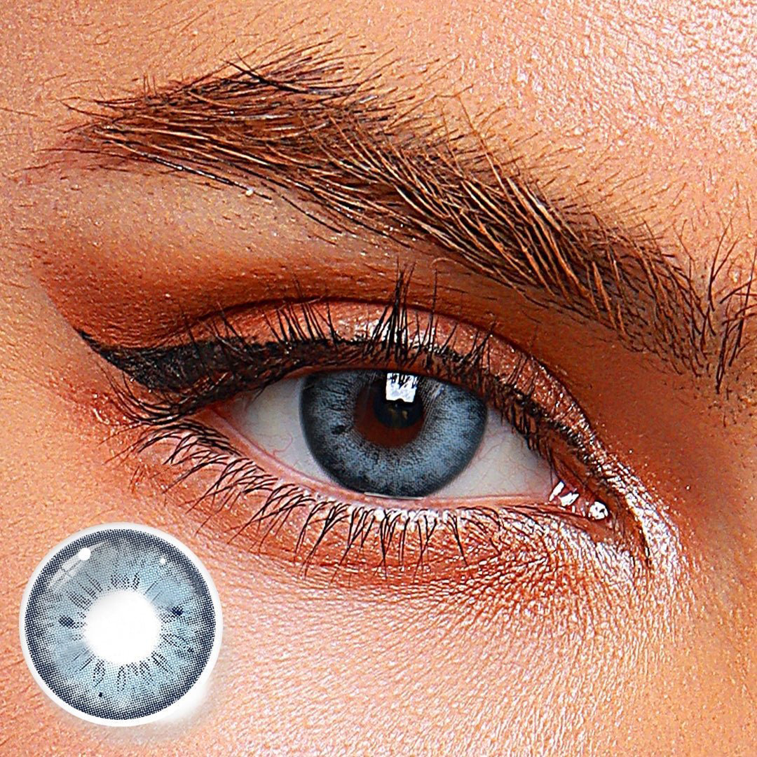 Stunna Girl Chole Yearly Colored Contacts
