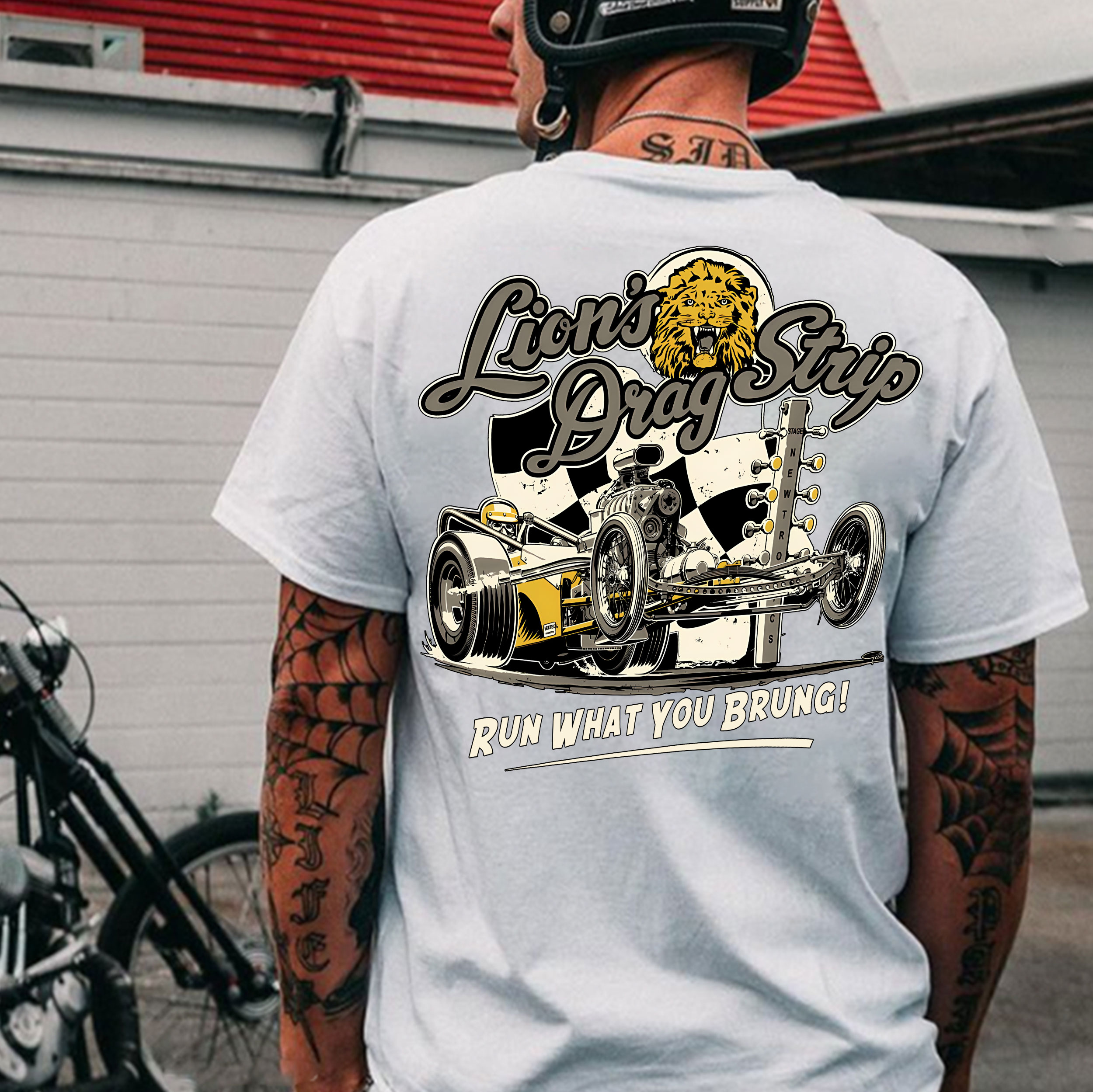 LION'S DRAG STRIP Classic Car Print Men's T-shirt