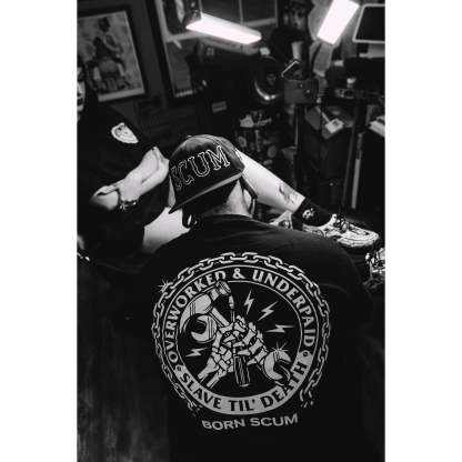 OVERWORKED T-shirt