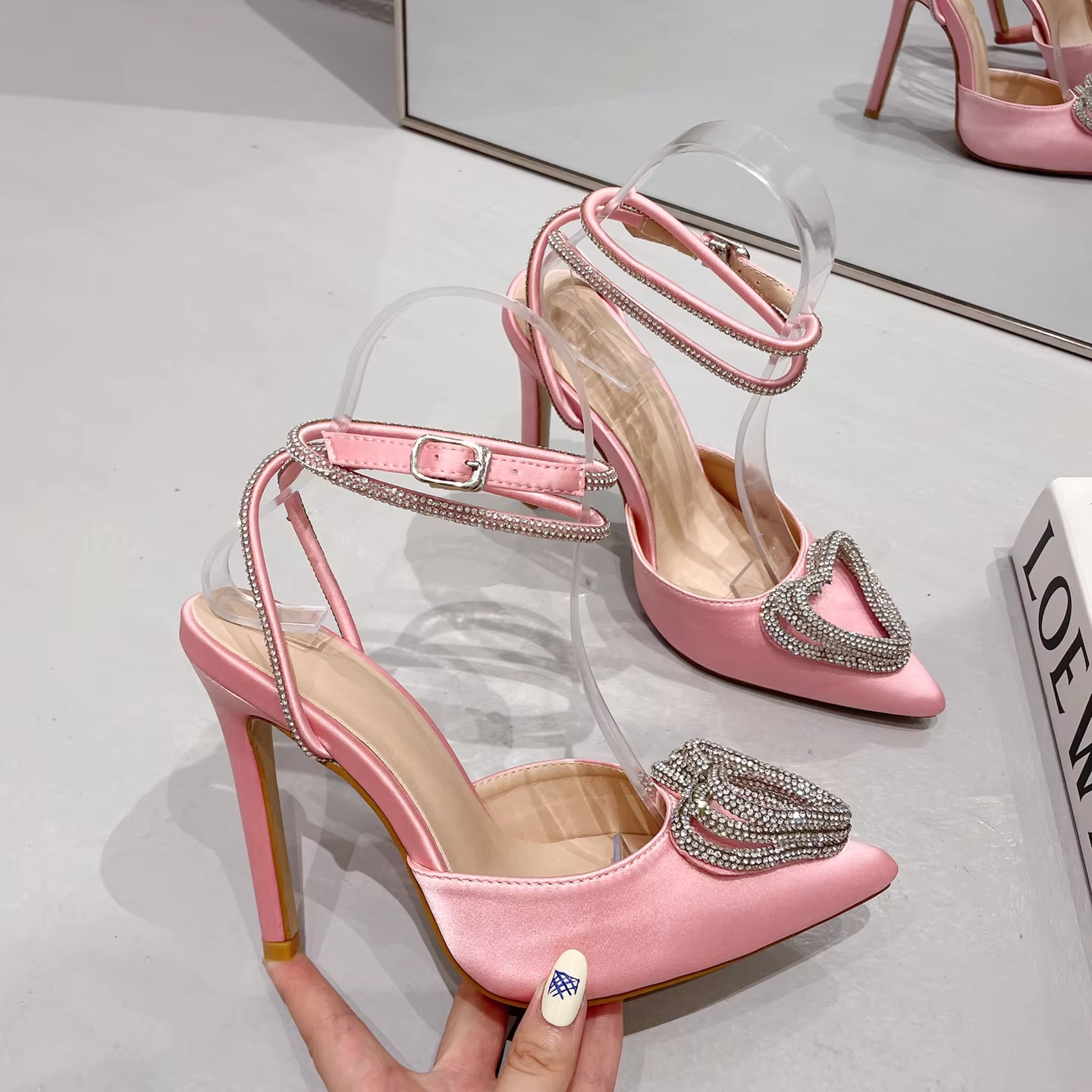 SHOEVIOLET™Love Shape Rhinestone High Heels Sandals Shiny