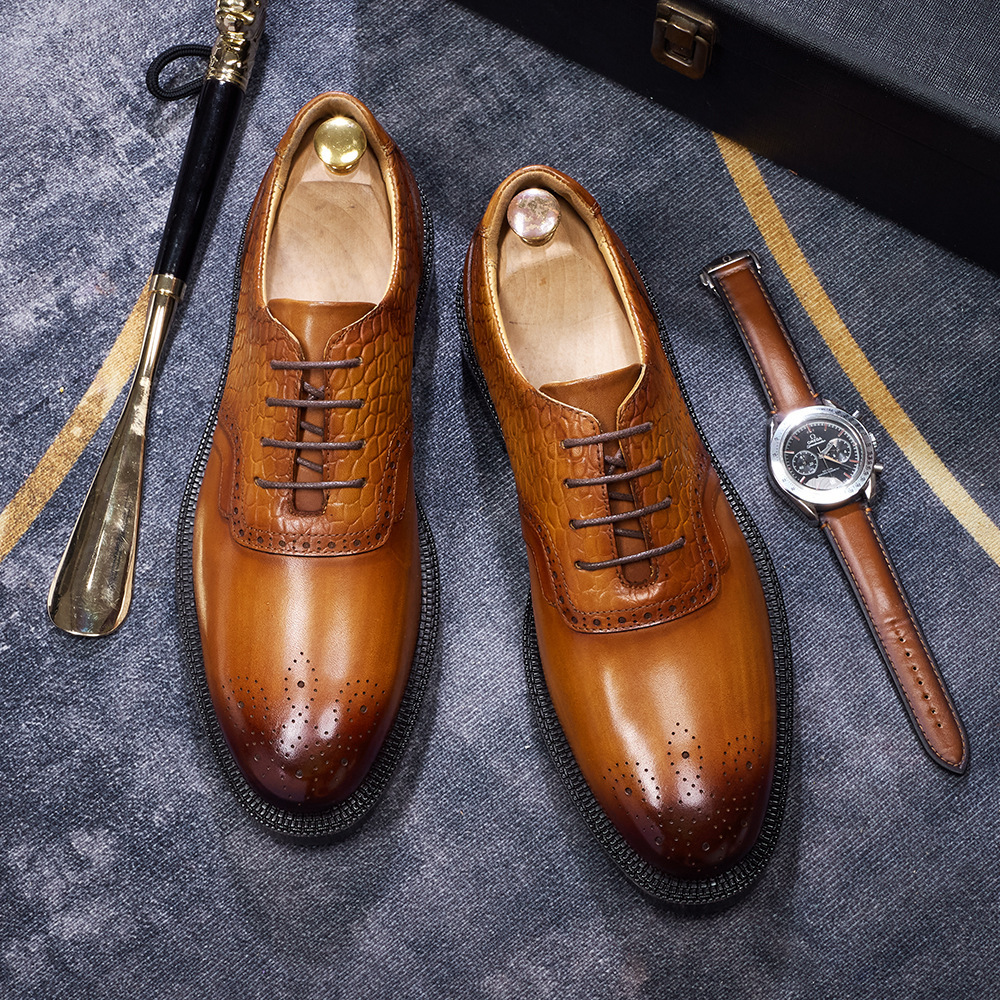Men's Crocodile Embossed Brogue Pointed-Toe Oxford Shoes