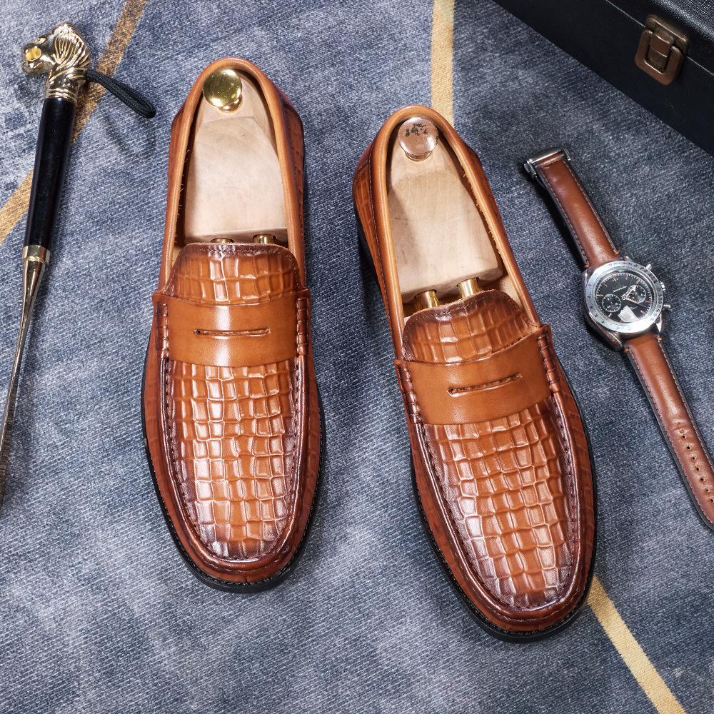 Men's Crocodile Pattern Embossed Penny Loafers