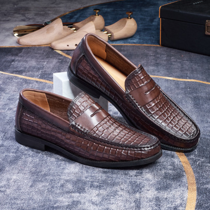 Men's Crocodile Pattern Embossed Penny Loafers