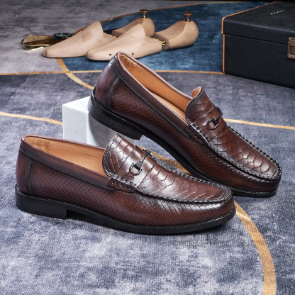 Men's Crocodile Embossed Full-Grain Leather Casual Loafers with Rubber Sole