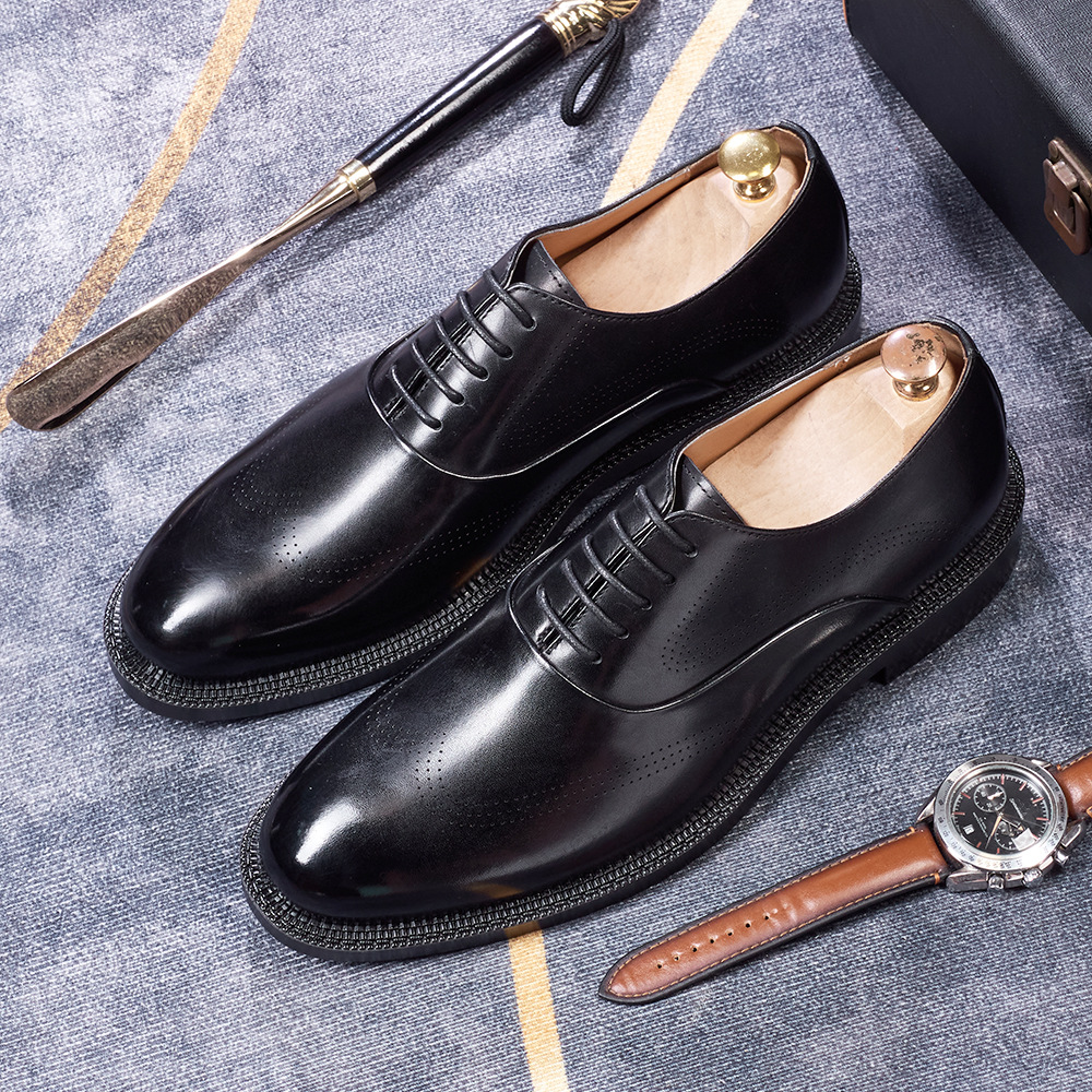 Men's Brogue-Style Oxford Shoes