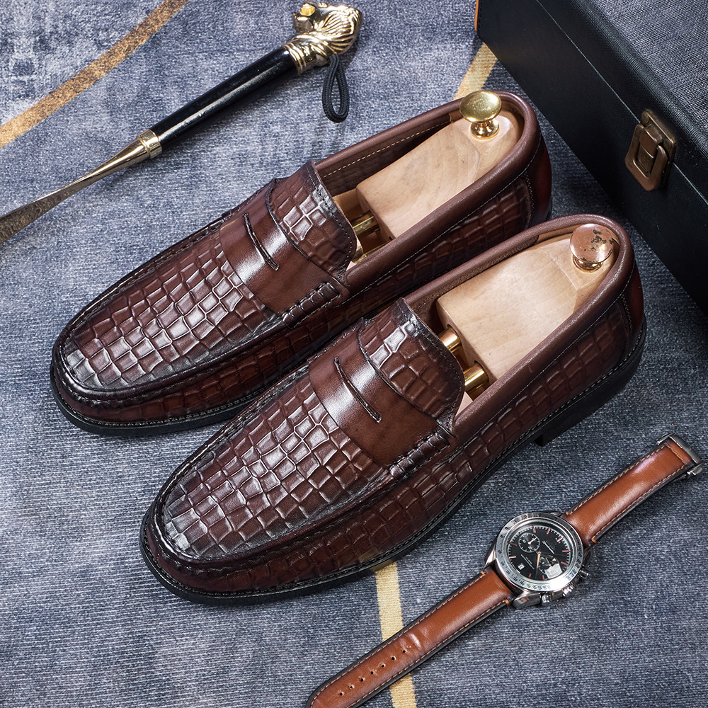 Men's Crocodile Pattern Embossed Penny Loafers