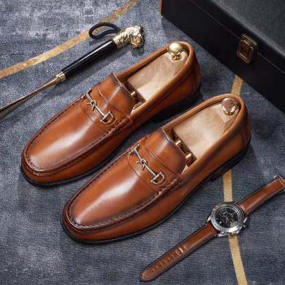 Men's Classic Comfortable Casual Metal Buckle Loafers