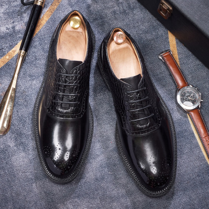 Men's Crocodile Embossed Brogue Pointed-Toe Oxford Shoes