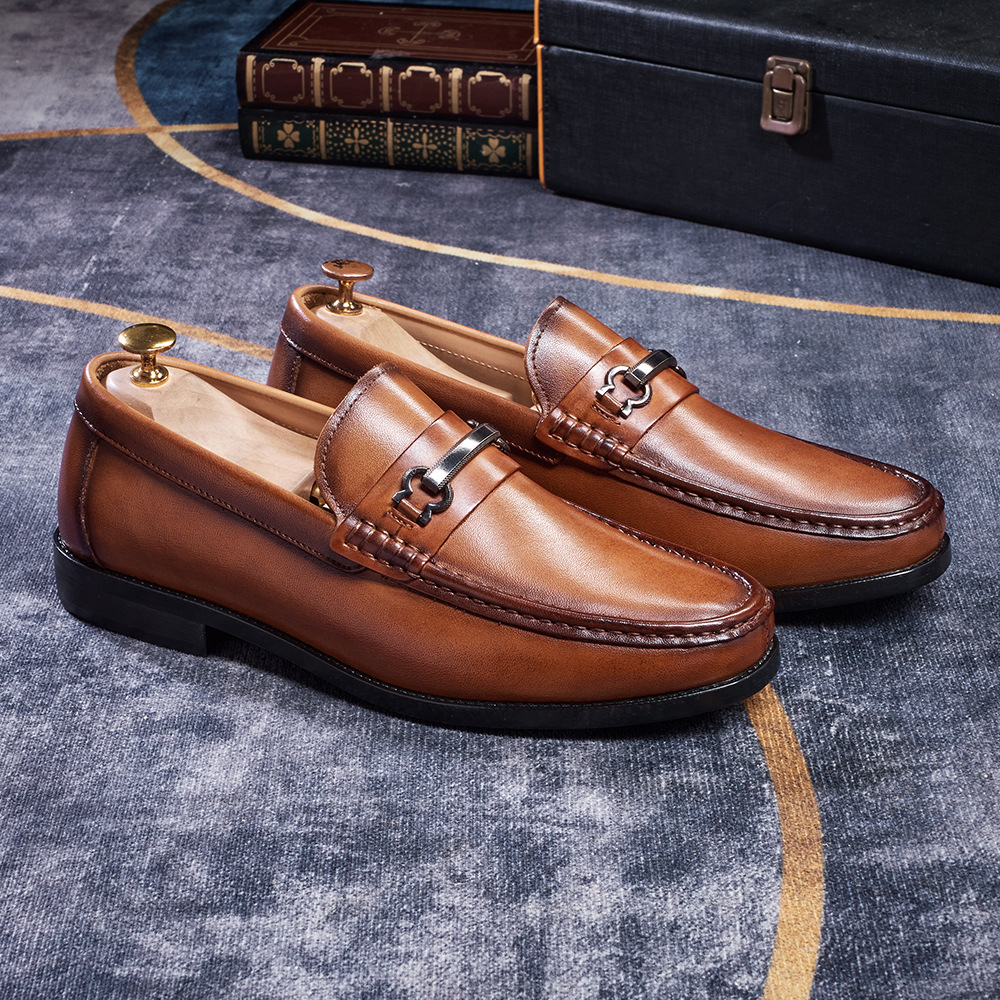 Men's Metal Buckle Full-Grain Leather Penny Loafers