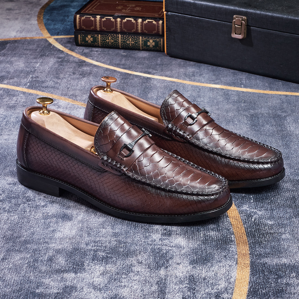 Men's Crocodile Embossed Full-Grain Leather Casual Loafers with Rubber Sole