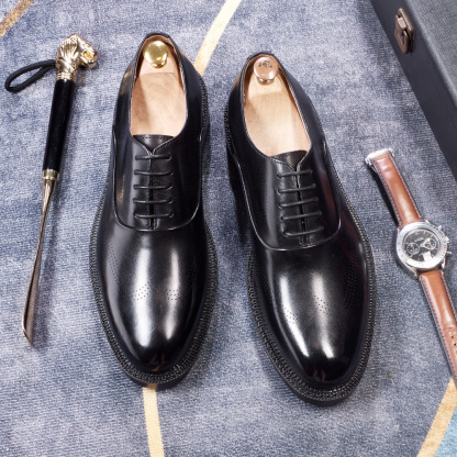 Men's Brogue-Style Oxford Shoes