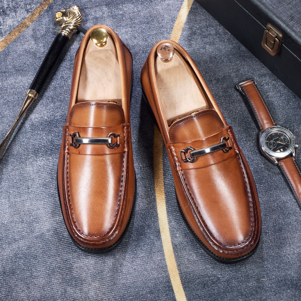 Men's Metal Buckle Full-Grain Leather Penny Loafers