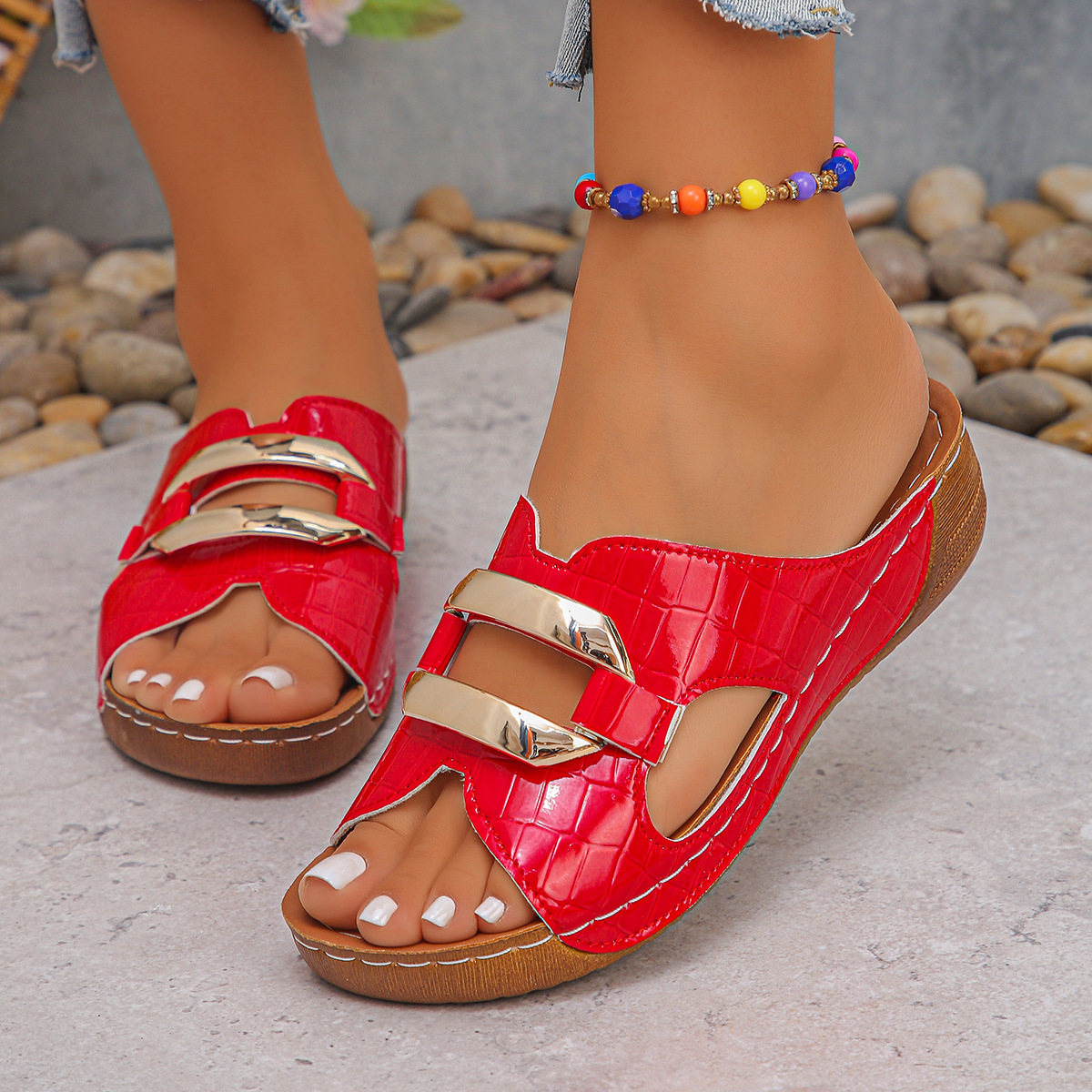 SHOEVIOLET™Fashion Wedge Heel Metal Decored Women's Sandals
