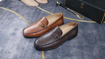 Comfort Rubber Sole Men's Loafers  Classic British Design  Vintage Burnished Leather