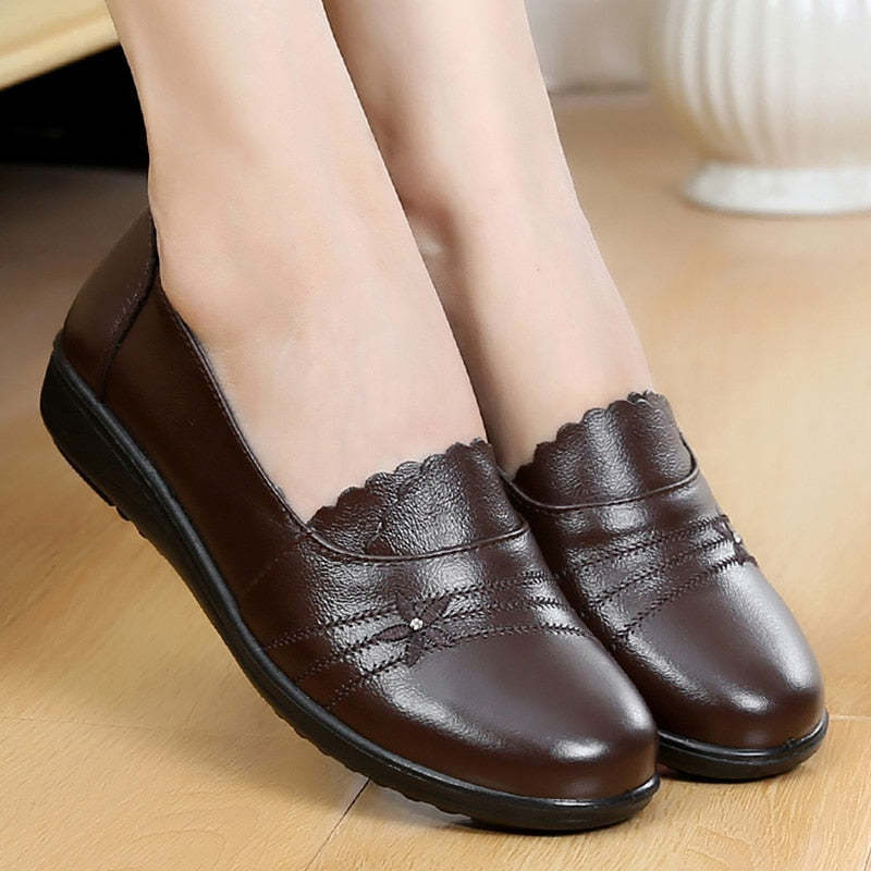 SHOEVIOLET™Shoeviolet Genuine Leather Flats Ladies Loafers Big Size 41 42 Women Falts 2023 New Spring Female Casual Flats Soft Woman Shoes 601-1