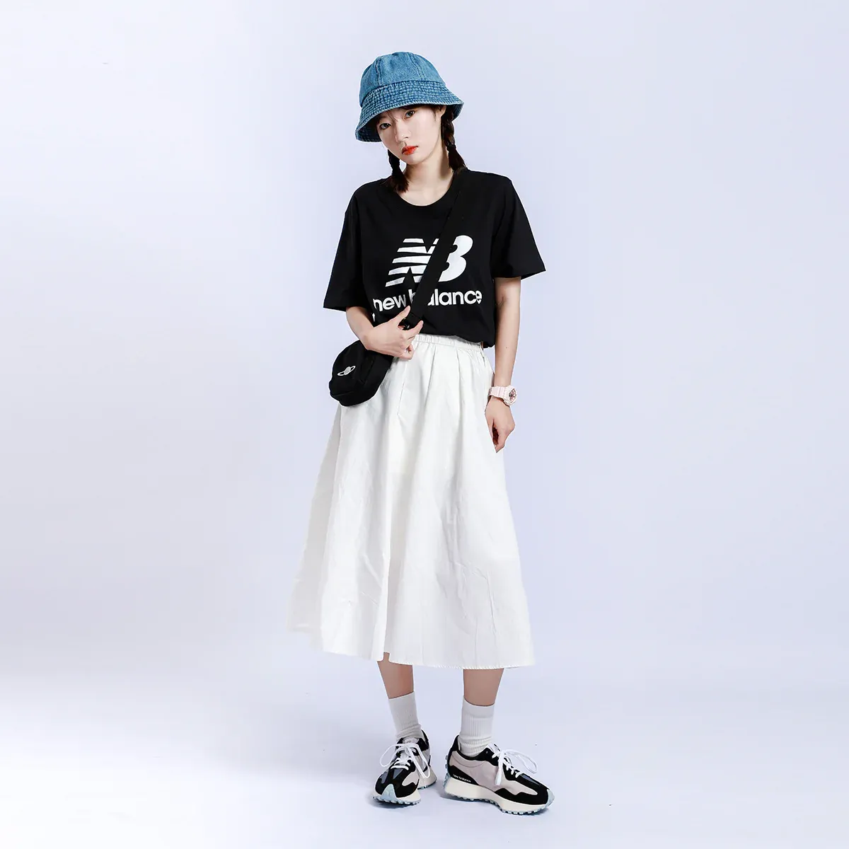 (WMNS) New balkhjgance 327 'Black White'