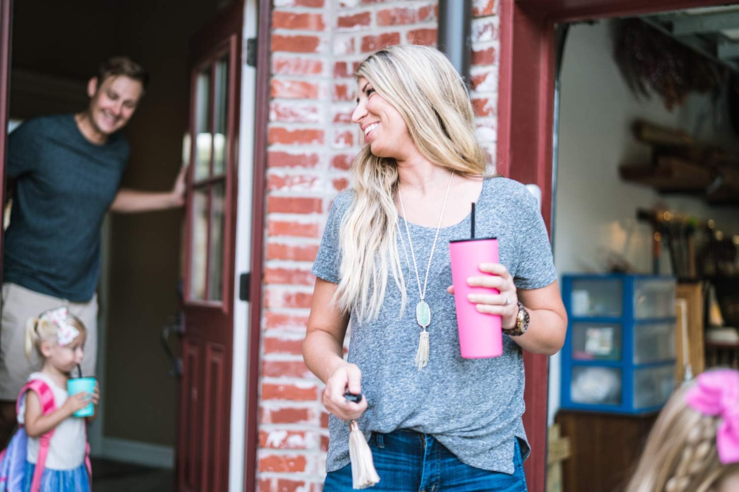 Simple Modern Insulated Tumbler with Lid and Straw | Iced Coffee Cup Reusable Stainless Steel Water Bottle Travel Mug | Gifts for Women Men Her Him | Classic Collection | 24oz | Retro Mint